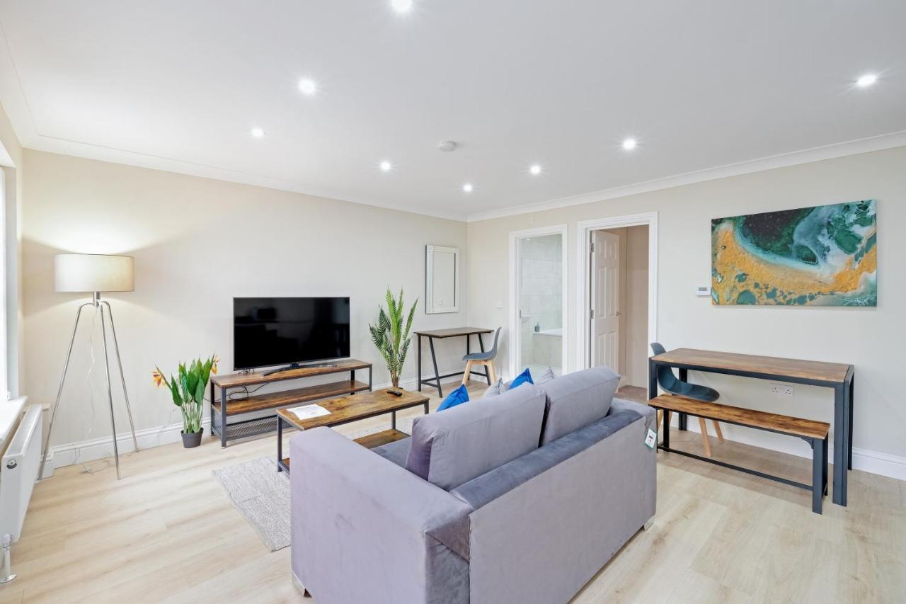 Deanway Serviced Apartments Chalfont St Giles By 360Stays Exteriér fotografie